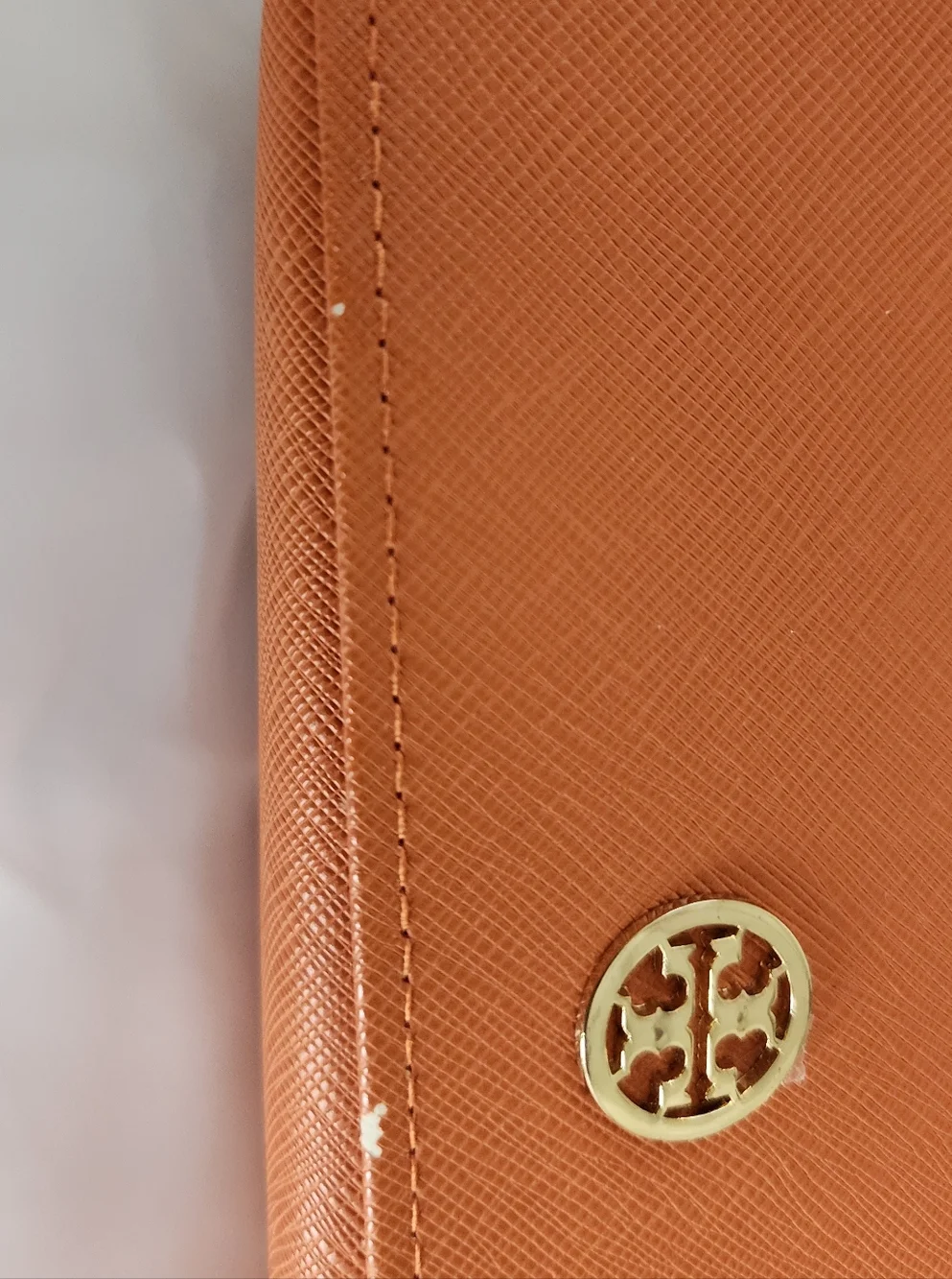 😎Tory Burch Black Oversized Square Sunglasses with Orange Case